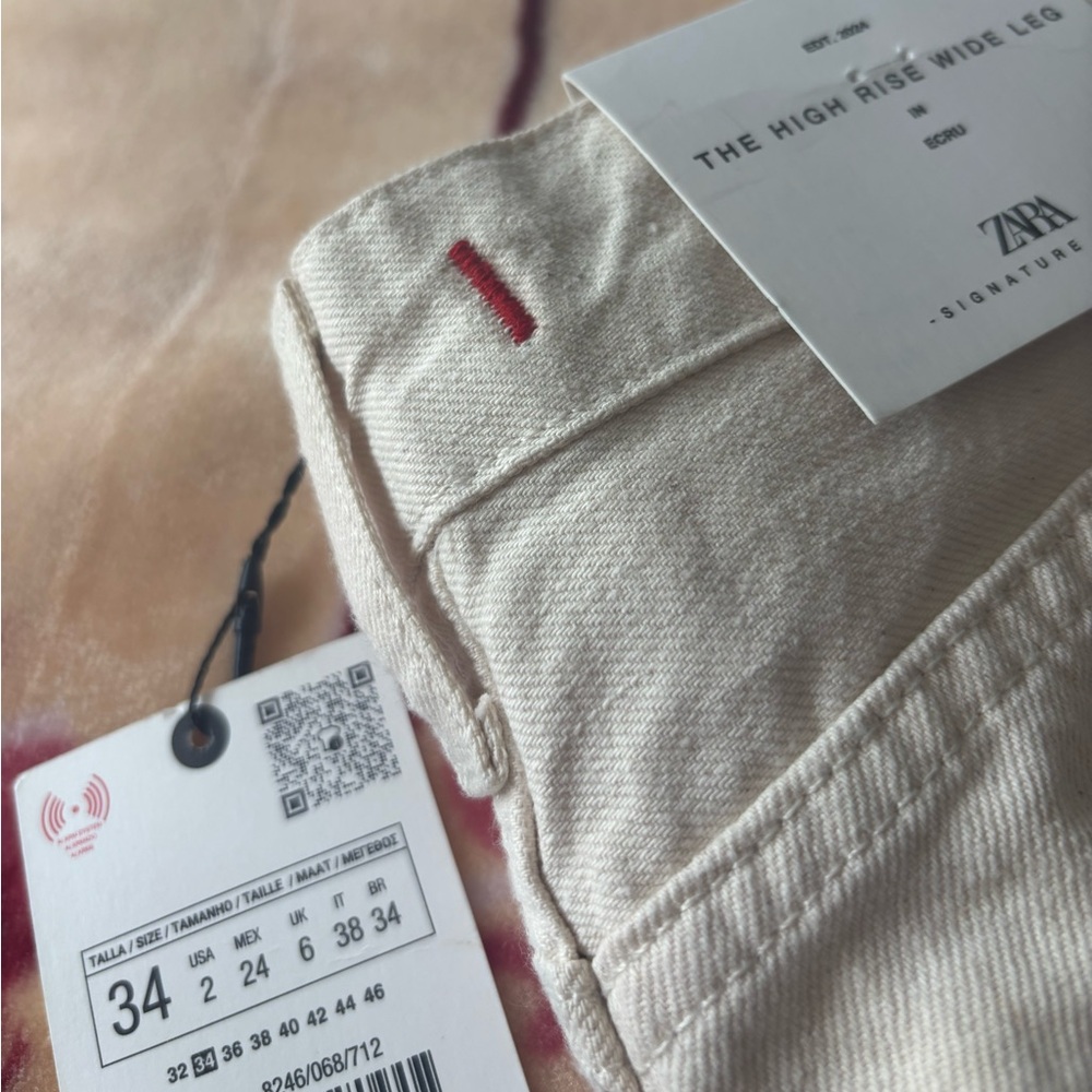 Zara Cream Jeans - Picture 2 of 4